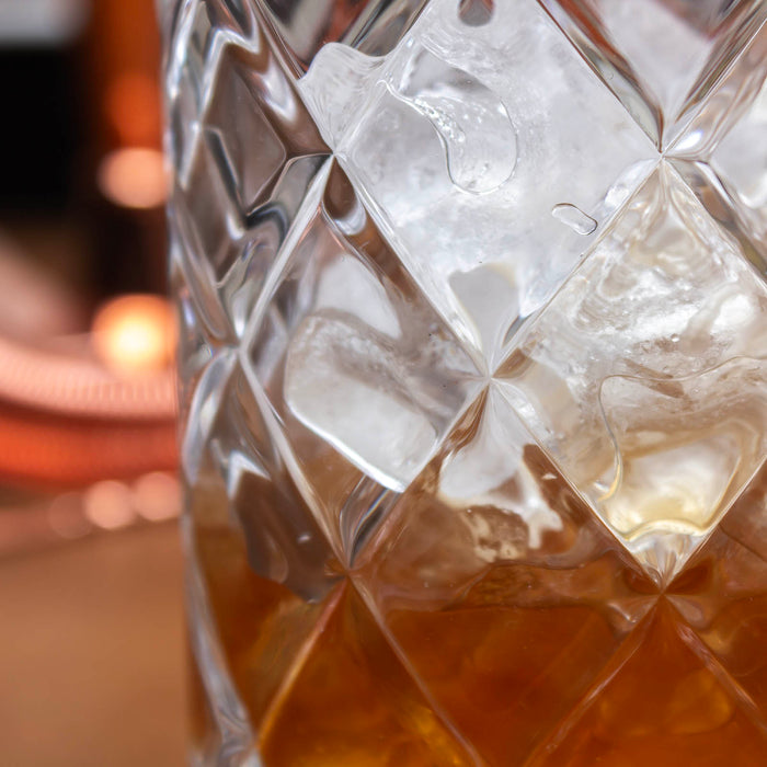 BarConic® 651ml (22 oz) Diamond Pattern Mixing Glass