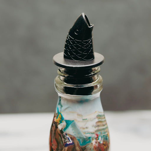 Black Plastic Pourer - Fish